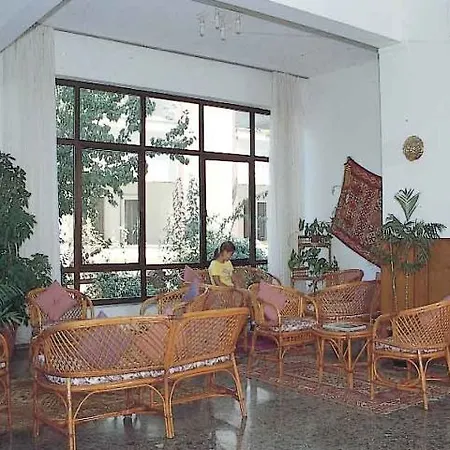 Salute Otel 2*